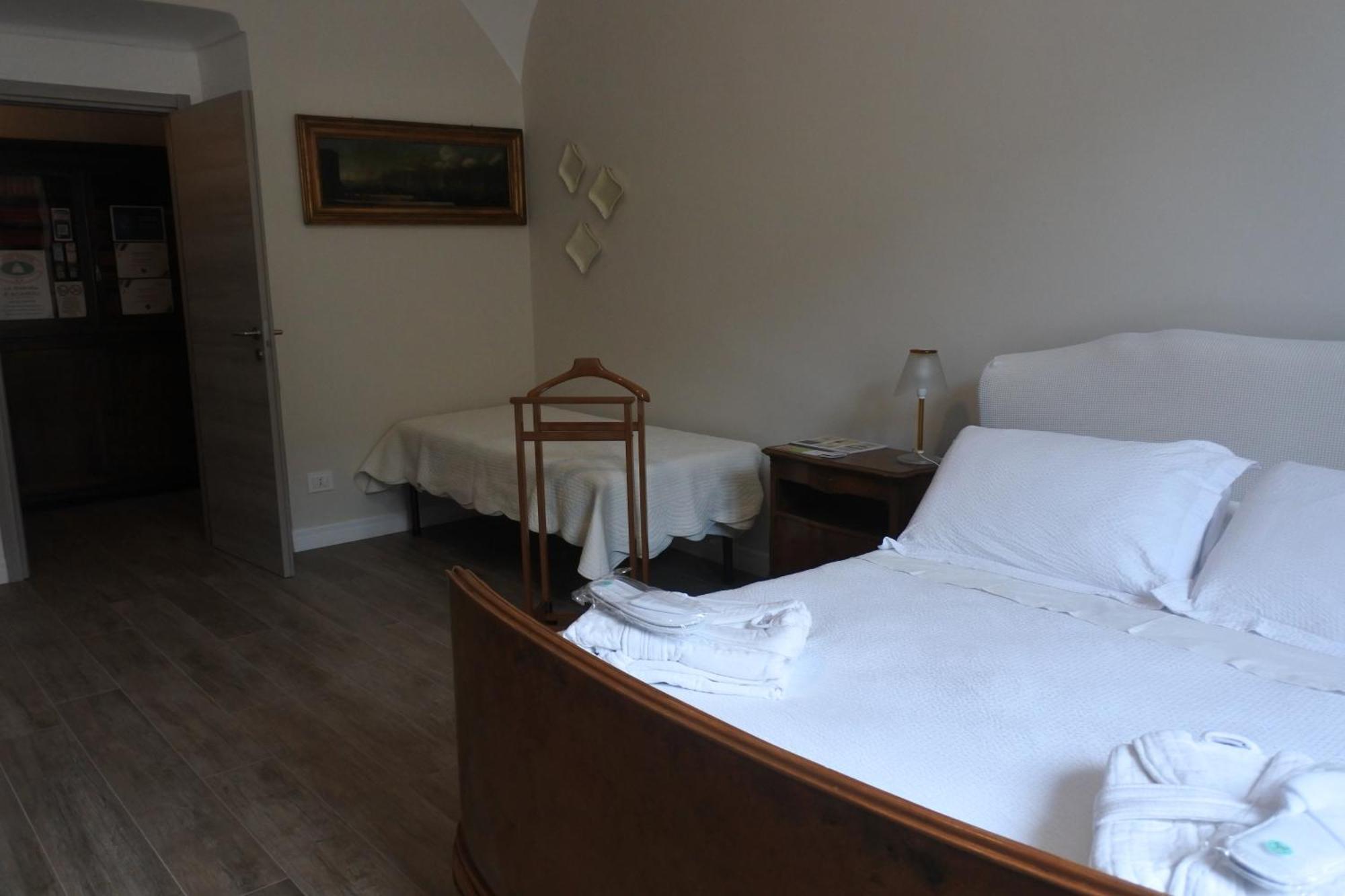 La Dimora Di B.Cairoli Otel Ovada Dış mekan fotoğraf